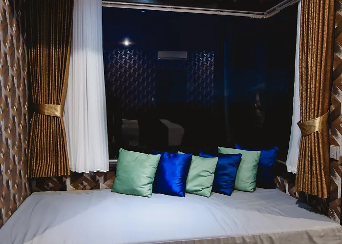 L'amore Hotel
